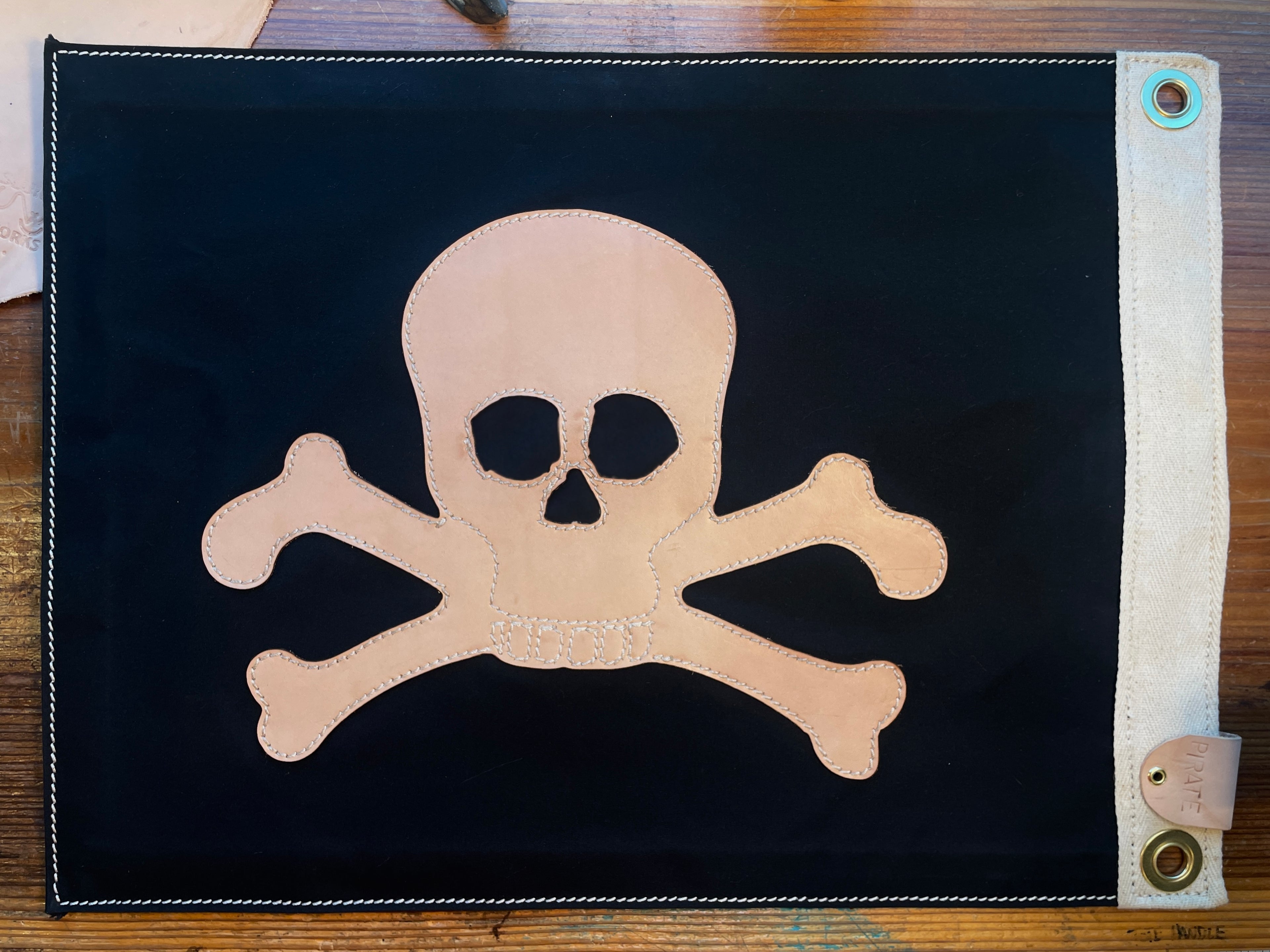 Jolly Roger Catch Flag